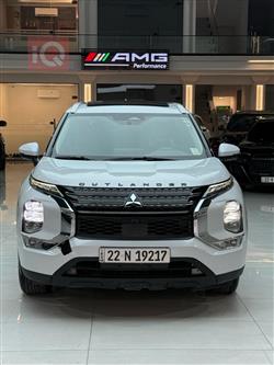 ميتسوبيشي اوتلاندر